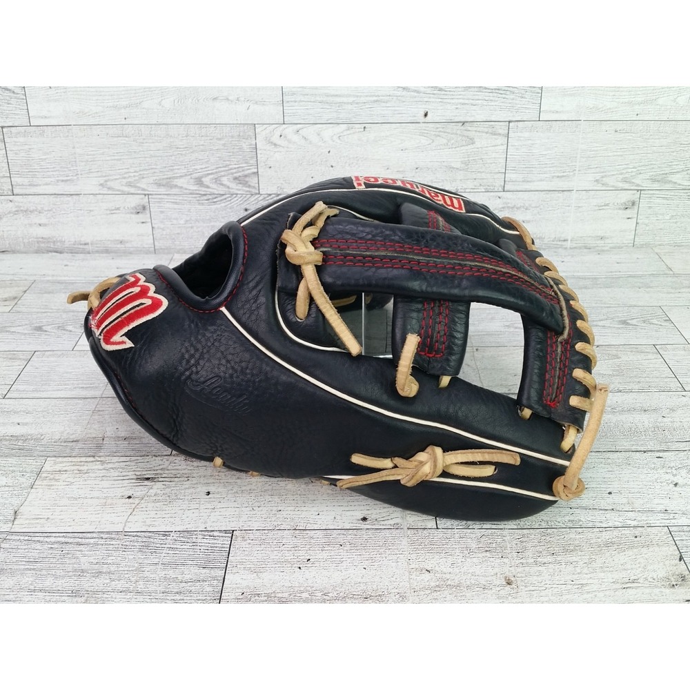 Marucci Acadia Black & Tan 11.5 " Baseball Glove AC43A4 Right Hand Throw Infield